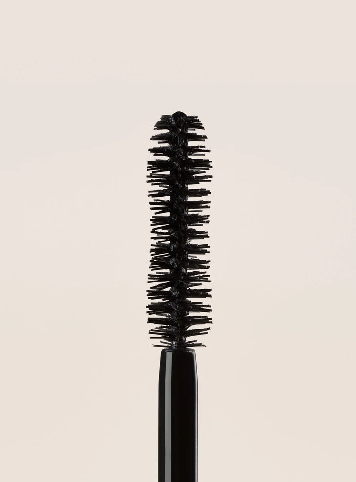 Perfect Strokes Universal Volumizing Mascara